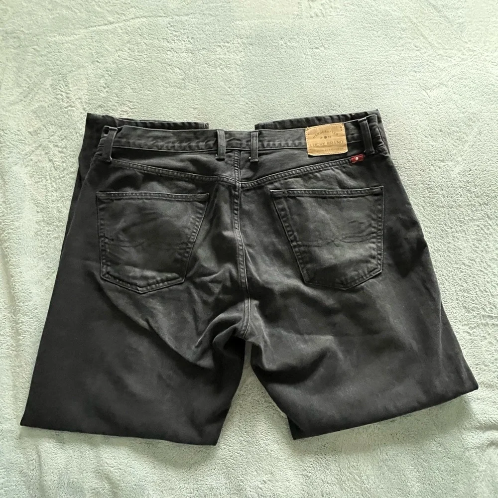 *LIKE NEW*. Lucky Brand 221 Original Straight Black Jeans